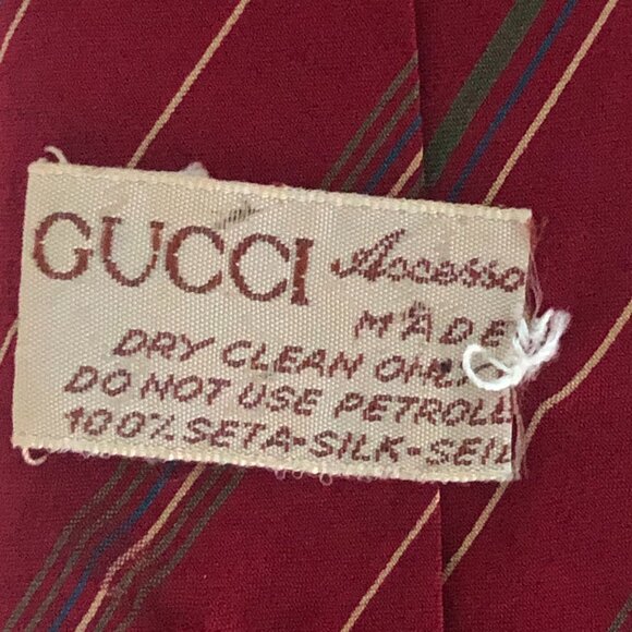 VTG Classic Gucci Designer Necktie 100% Silk Made in Italy Red - Picture 5 of 15